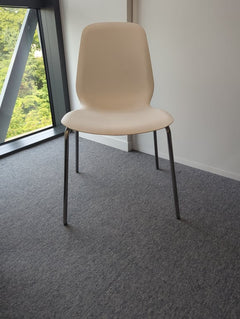 Chaise de cafétéria Leifarne