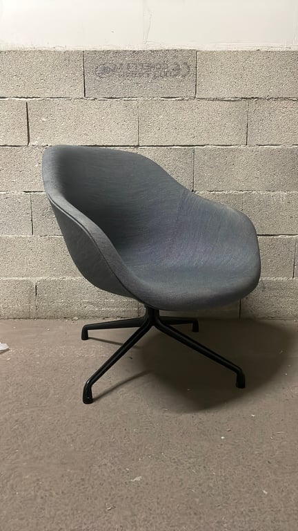 Fauteuil Hay About A Lounge AAL 81 Gris clair - 3-4