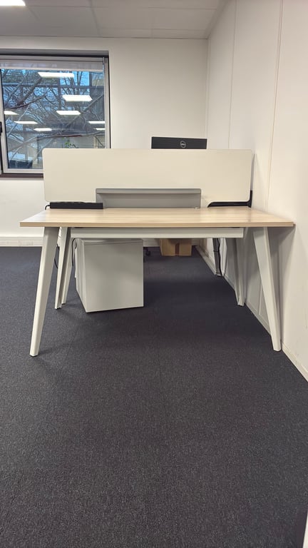 Bureau droit - 3-4