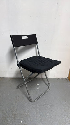 Chaise pliante IKEA Gunde Noir avec coussin - 3-4