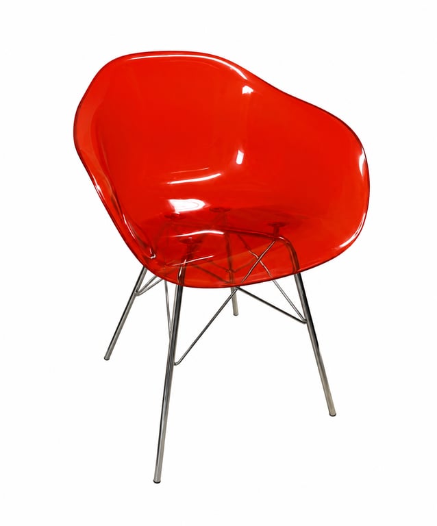 Chaise de cafétéria en plastique rouge avec pieds en métal