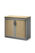 Armoire basse à portes coulissantes