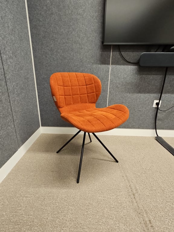 Chaise de réunion Zuiver modèle OMG - 3-4