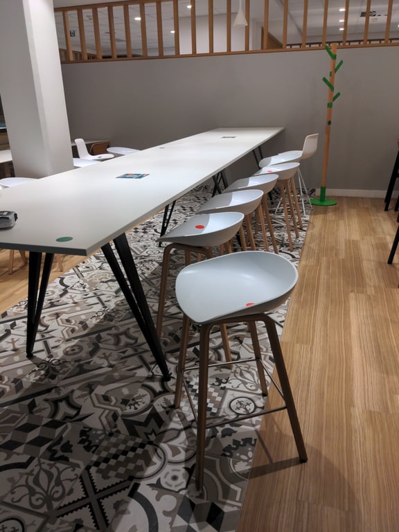 Tabouret mi-haut Hay AAS 32 - ambiance
