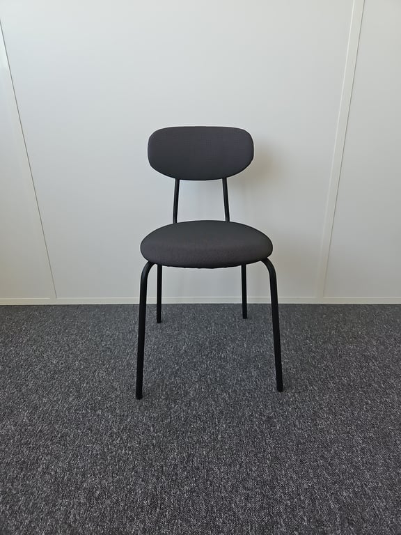 IKEA - Östanö - Chaise de cafétéria en tissu avec dossier plein