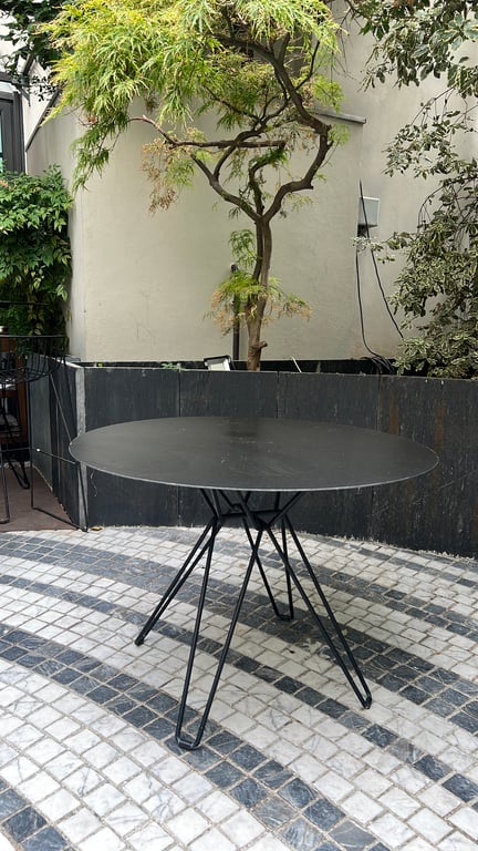 Table ronde d'extérieur 100x100 Métal Noir - face