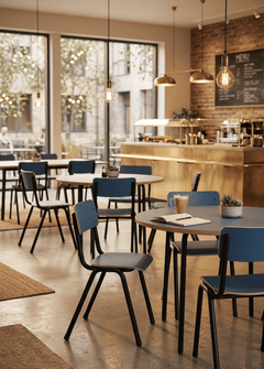 Chaise de cafétéria empilable