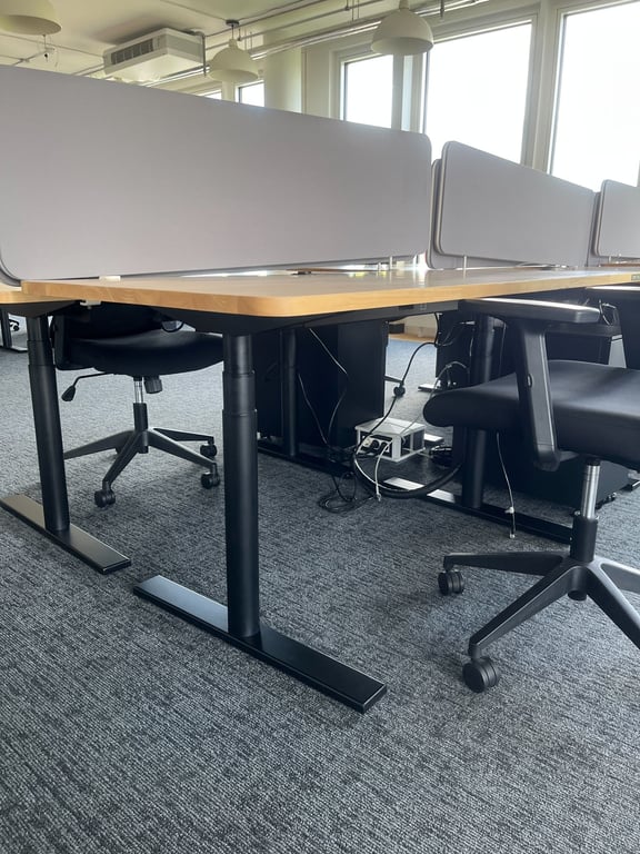 Bureau réglable électrique 152x76 OMNI