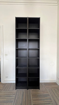 Bibliothèque en bois contreplaqué