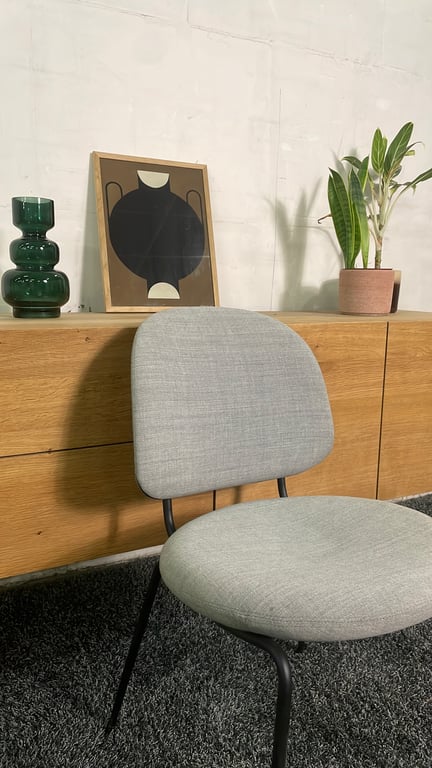 Chaise de réunion en tissu gris - arriere