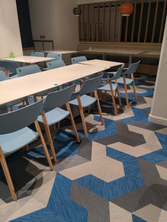 Chaise de cafétéria Brunner Halm - avec accoudoirs - ambiance