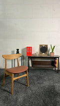 Chaise de cafétéria scandinave en cuir