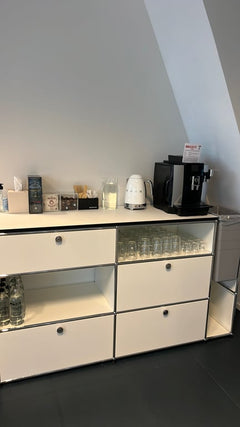 Armoire basse USM avec clé - face