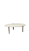 Table basse ronde en métal blanc