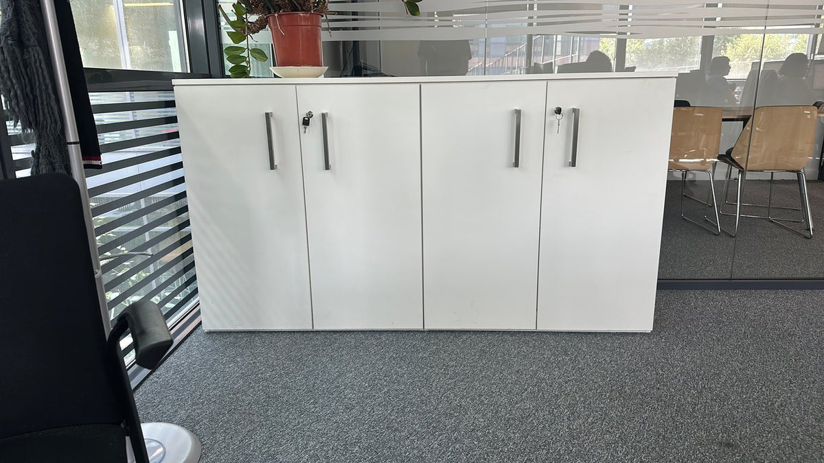 Armoire basse 3 étagères - face