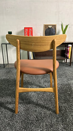 Chaise de cafétéria scandinave en cuir - arriere