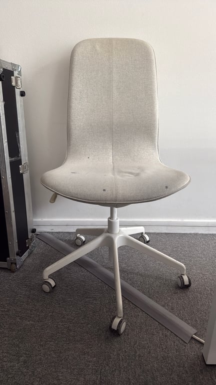 Chaise de réunion IKEA Langfjall gris clair - 3-4