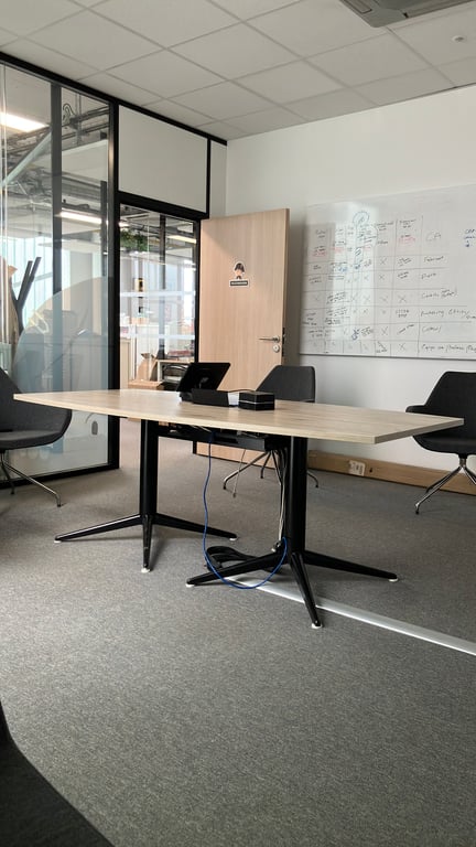 Table tonneau de réunion 200x100 - 3-4