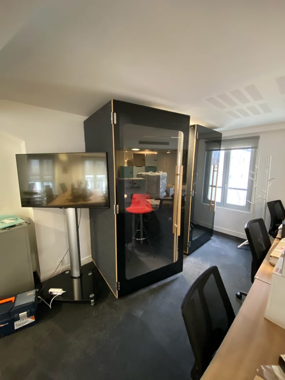 Cabine Nina Phonebooth