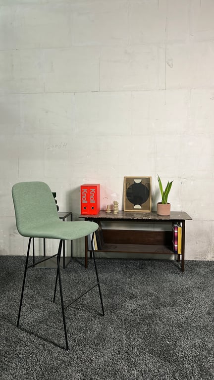 Tabouret Haut Spoinq Empilable - ambiance