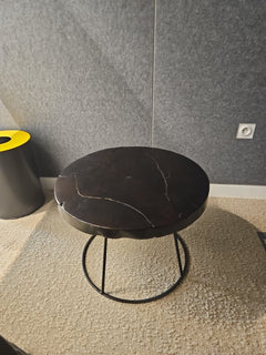 Table basse ronde Kraton par Dutch Bone - face