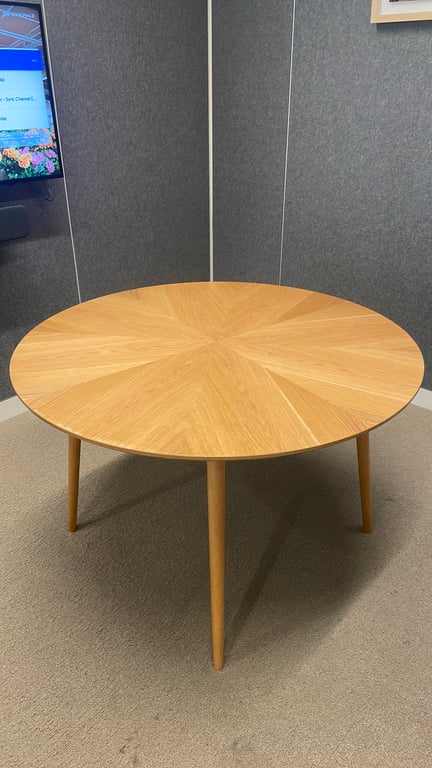 Table ronde 120x120 chêne - ambiance