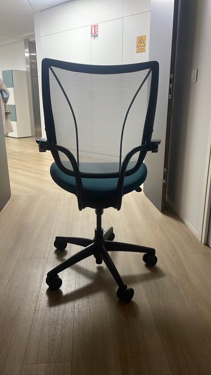 Fauteuil de bureau Humanscale Liberty Gris clair - 3-4
