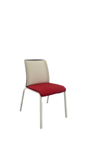 Chaise de réunion en tissu rouge avec dossier en résille