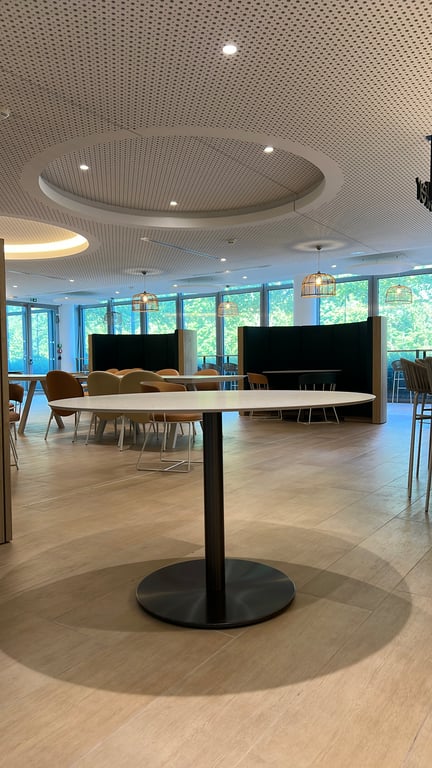 Table de cafétéria ronde en métal 4 personnes - Pedrali - face