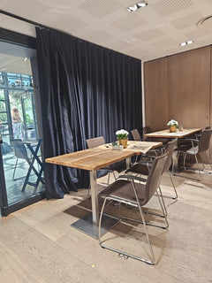 Table de cafétéria 68x68 Chêne foncé Métal - ambiance