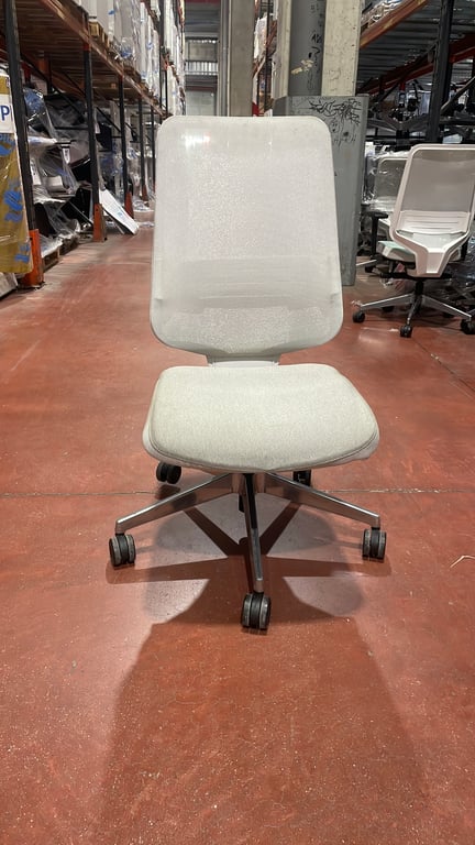 Fauteuil de bureau Forma 5 Dot Pro - 3-4