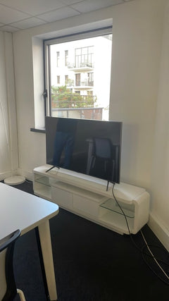 Meuble TV avec étagères en verre - 3-4