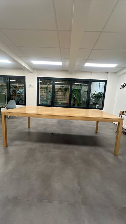Table de réunion ALKI