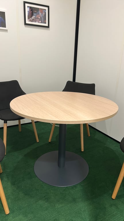 Table de réunion ronde 80x80 - 3-4