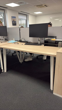 Bureau droit 140x80 Steelcase - Angle rond - 3-4