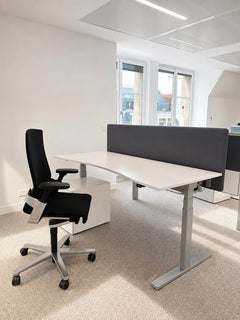 Bureau réglable 180x80 - Bene Level lift - avec cloison