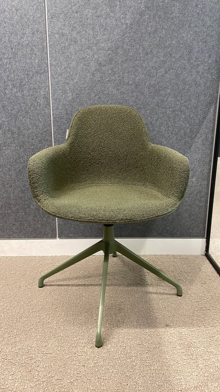 Chaise de réunion Albert Kuip par Zuiver - face