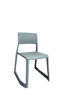 Chaise de cafétéria empilable avec piètement luge - 3-4