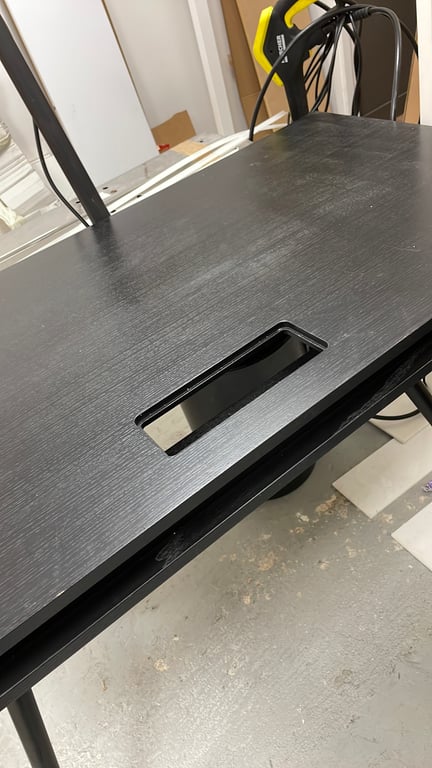 Bureau droit simple sans marque