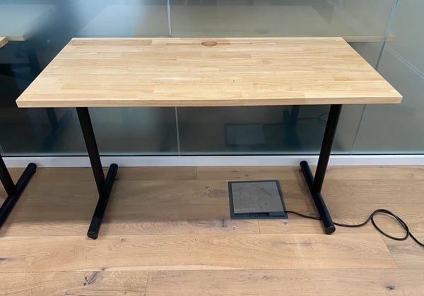 Bureau Droit 140cm en bois