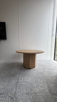 Table basse ronde 80 cm mélaminé chêne clair - face