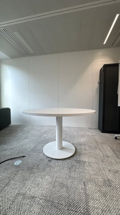 Table de réunion ronde blanche 125 cm - face