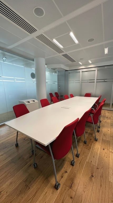 Table de réunion tonneau de 4 mètres