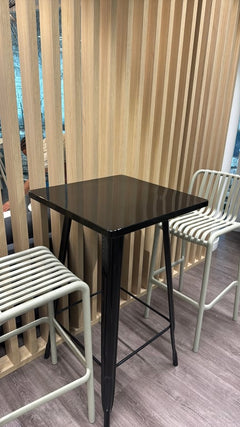 Table haute Noire - ambiance