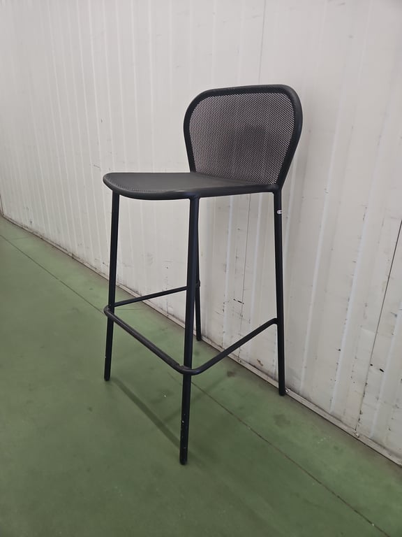 Tabouret haut en métal empilable