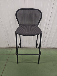 Tabouret haut en métal empilable