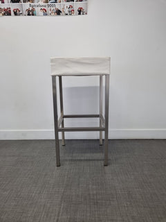Tabouret haut Pedrali Cube blanc - face