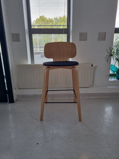 Tabouret mi-haut La Chaise Française - H10 tapissé - face