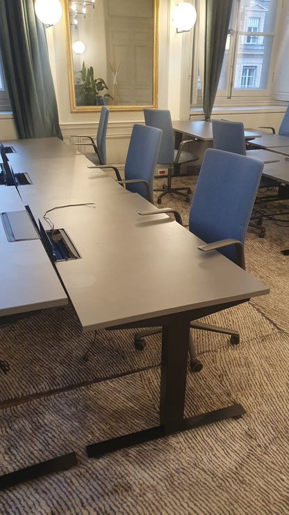 Fauteuil de bureau occasion pas cher avec accoudoirs réglables